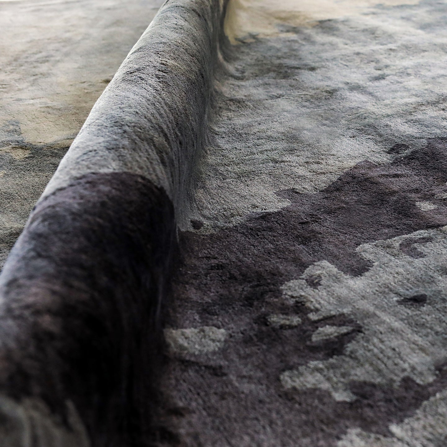 Grey Shades Handmade Silk Rug with an Abstract Pattern for Modern Living Room or Modern Bedroom