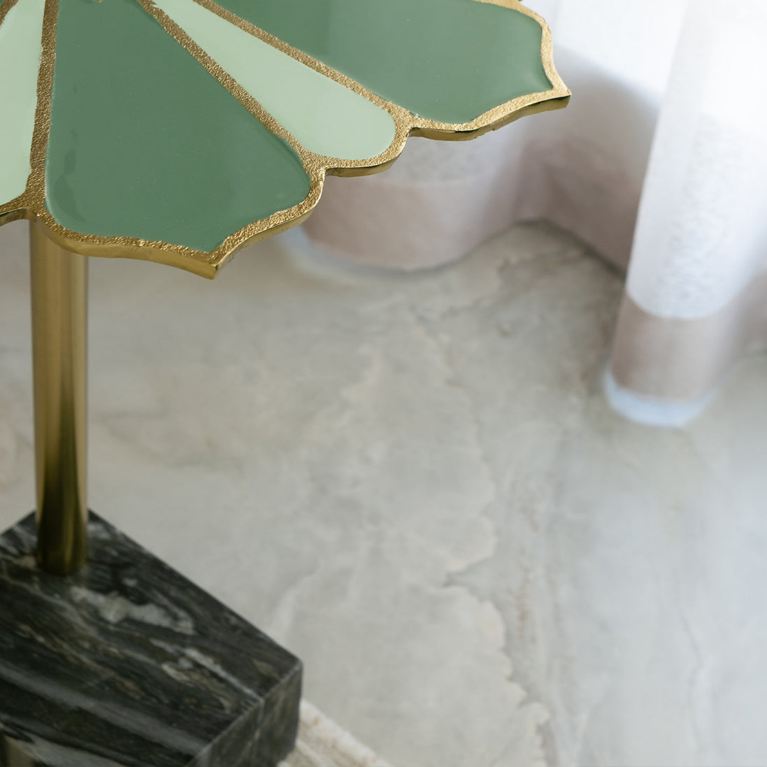 LOTUS METAL TABLE