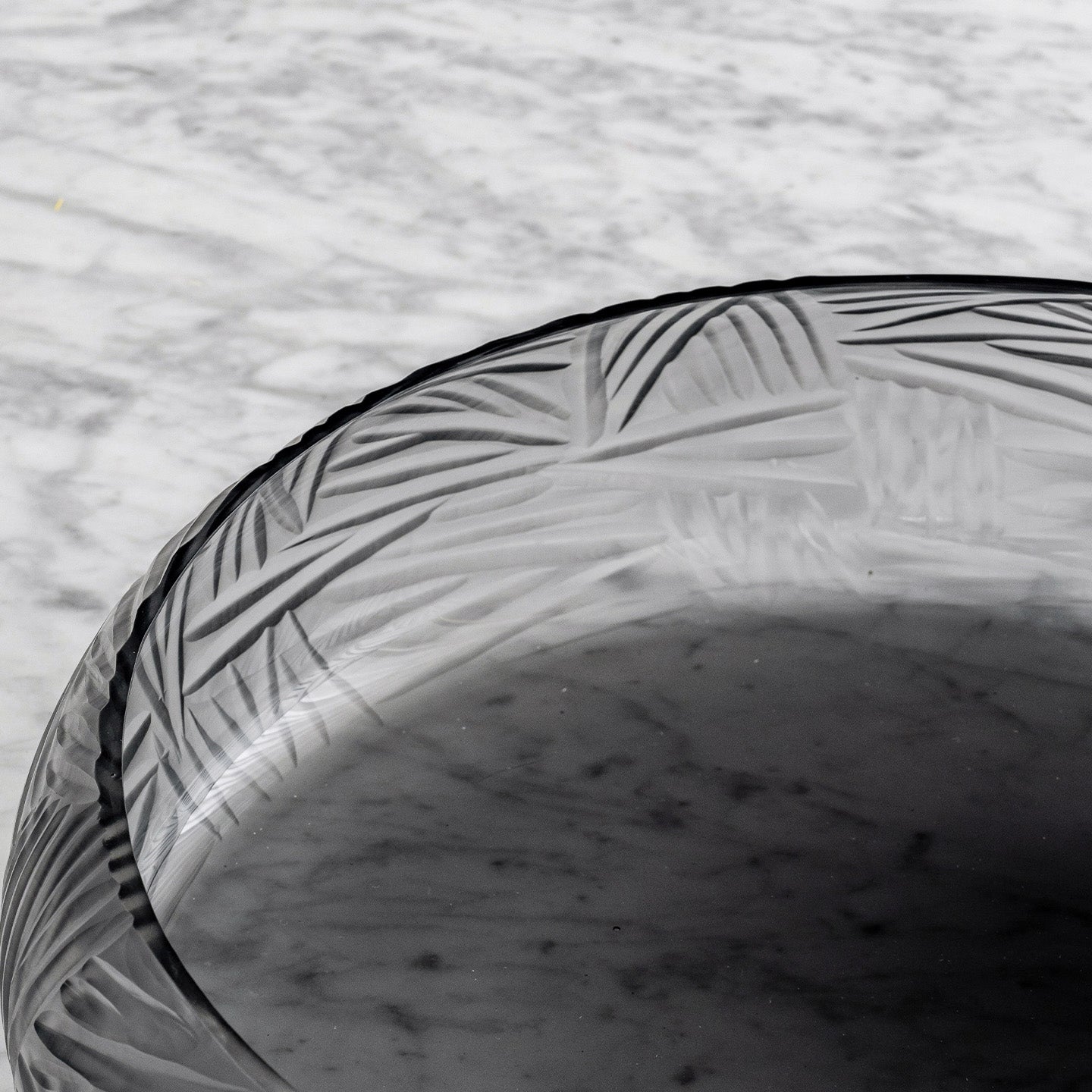 Solara grey crystal cut glass bowl with hand-cut pattern, elegant round decorative centerpiece for luxury home décor